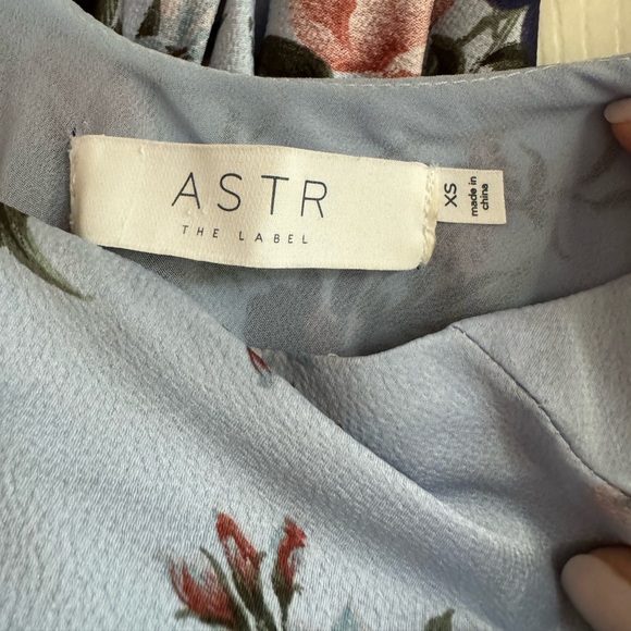 ASTR The Label Gaia Floral Midi Dress in Blue Rust Floral - Picture 5 of 7